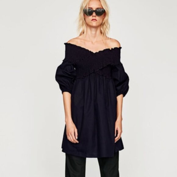 Zara Off The Shoulder Smocked Bodice Cotton Poplin Mini Dress in Black M EUC - Picture 4 of 15